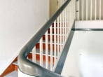 Treppenhaus 30 - Kiel – Nähe Vieburger Gehölz – vermietete 3 Zimmer Eigentumswohnung mit viel Potential