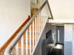Treppenhaus 28 - Kiel – Nähe Vieburger Gehölz – vermietete 4 Zimmer Maisonette-Eigentumswohnung